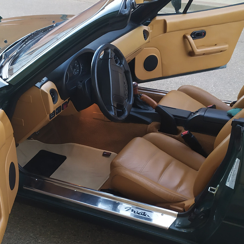 ASTON MARTIN Virage V8 ASTON MARTIN Virage V8