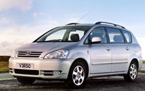 AVENSIS VERSO 7 siddepladser