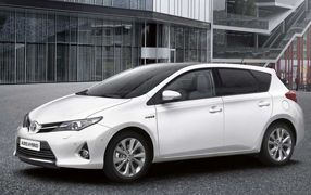 AURIS Hybride