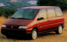 EVASION 7 places / sièges arrières individuels